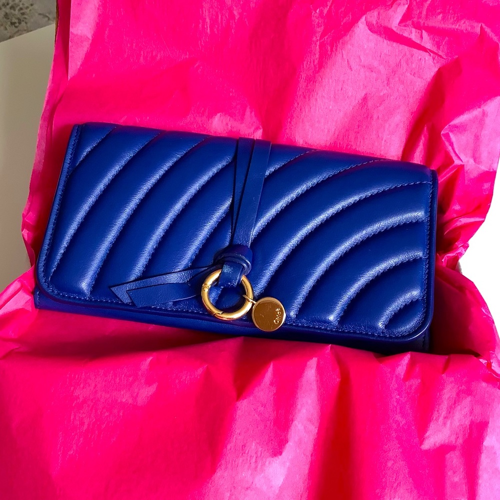 Authentic CHLOE ALPHABET long wallet 💙💙💙